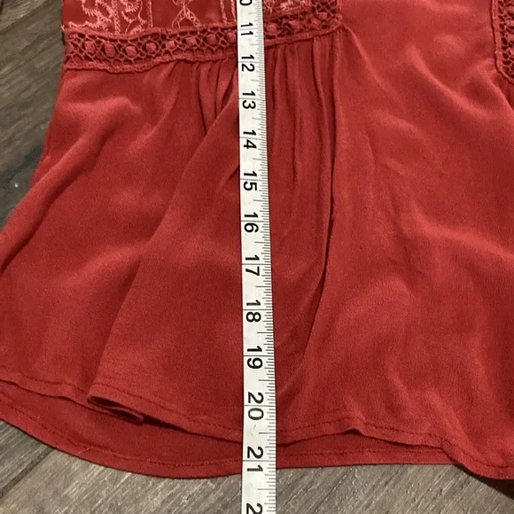 TAYLOR & SAGE Lace Boho Gauze Top S.   B - Picture 8 of 9